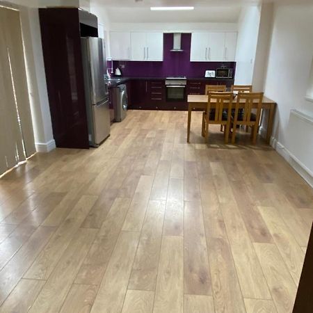 Big Room Rusholme With Tv And Private Bathroom-Parking&Wifi Manchester Exterior photo
