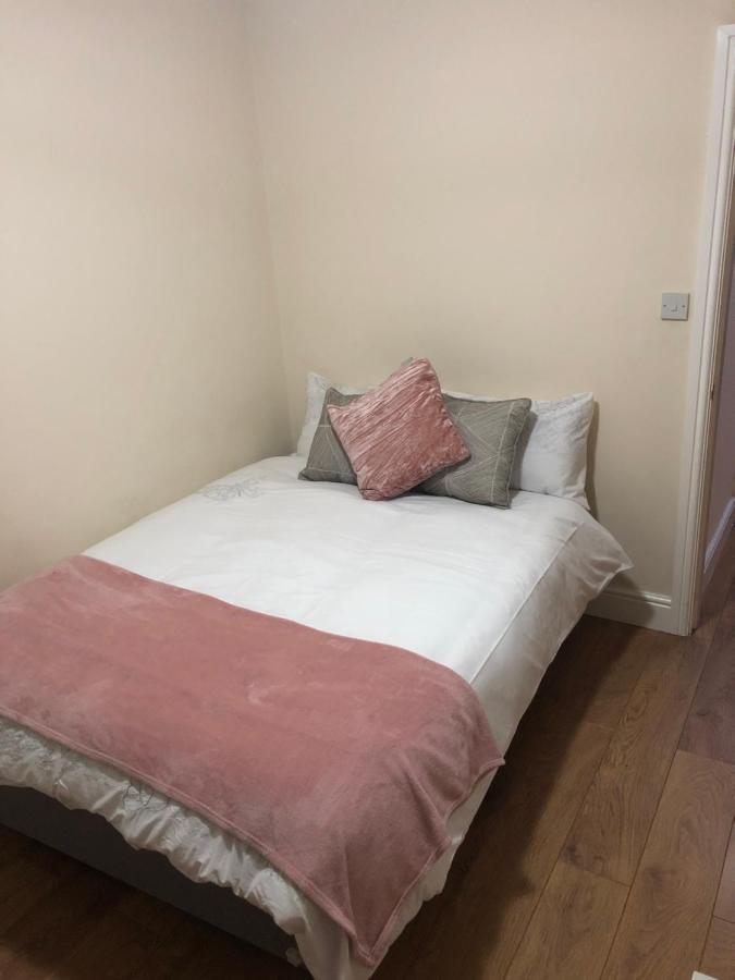 Big Room Rusholme With Tv And Private Bathroom-Parking&Wifi Manchester Exterior photo