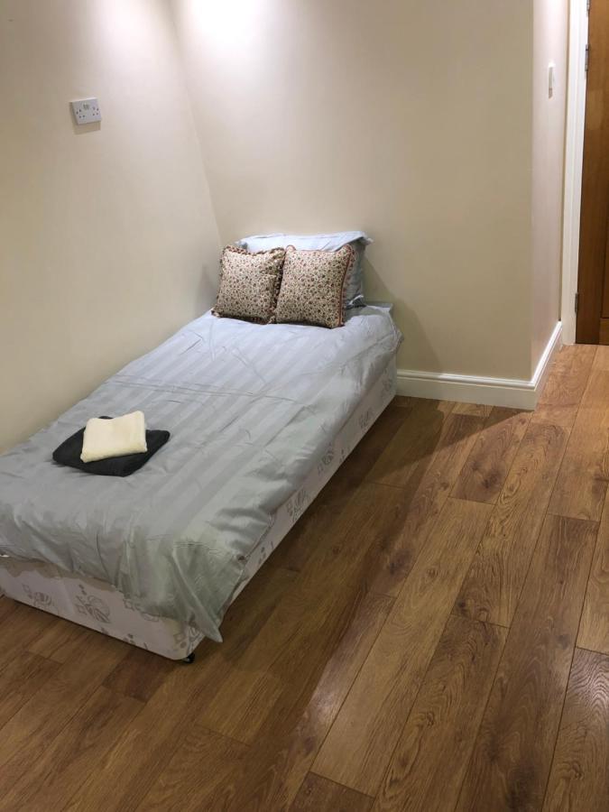 Big Room Rusholme With Tv And Private Bathroom-Parking&Wifi Manchester Exterior photo